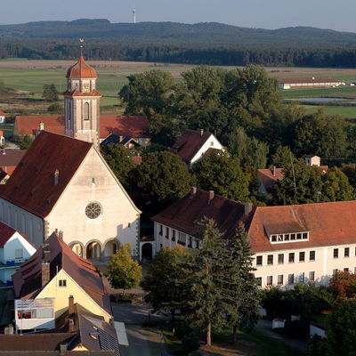 Luftbild von Bechhofen mit Blick auf die Ev.-Luth. Kirche